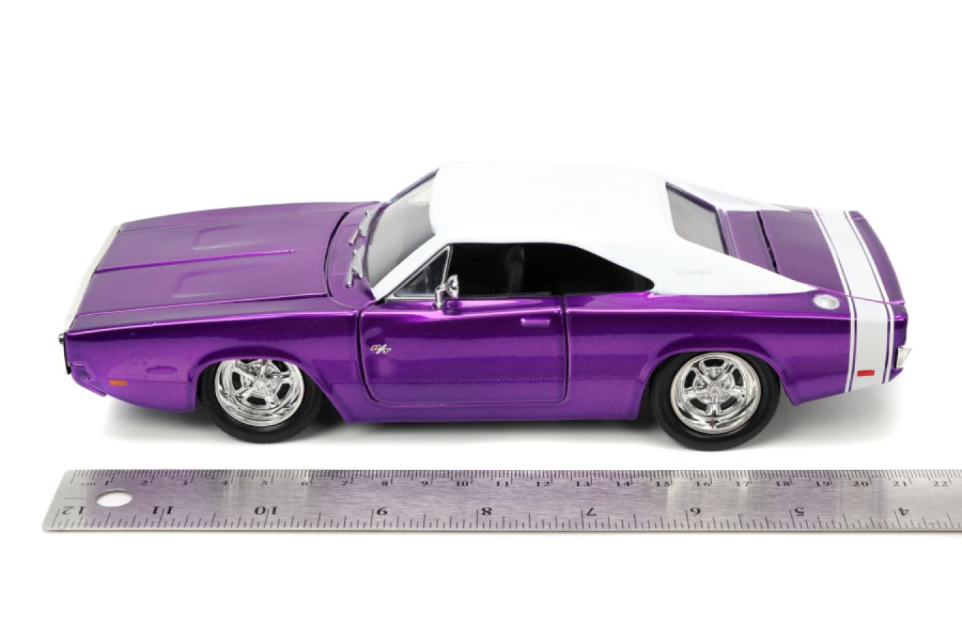 Big Time Muscle - 1970 Dodge Charger R/T 1:24 Scale