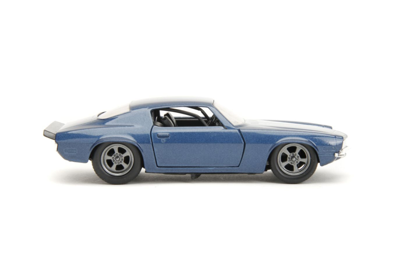 Marvel - 1973 Chev Camaro 1:32 Scale with Winter Soldier Figure