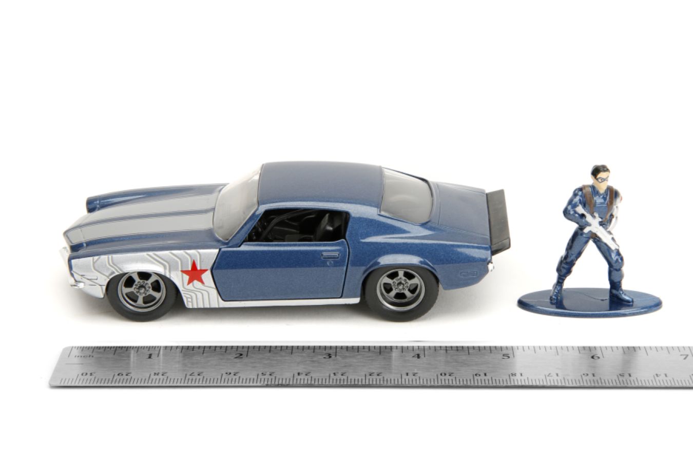 Marvel - 1973 Chev Camaro 1:32 Scale with Winter Soldier Figure