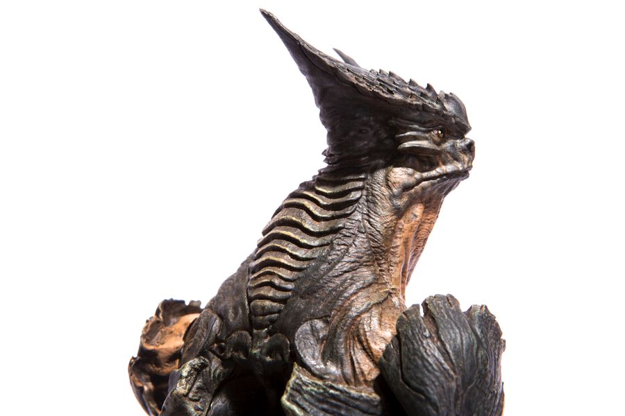 Colossal - Giant Monster Maquette - Ozzie Collectables