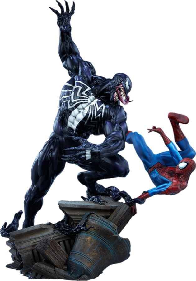 Spider-Man - Spider-Man vs Venom Maquette