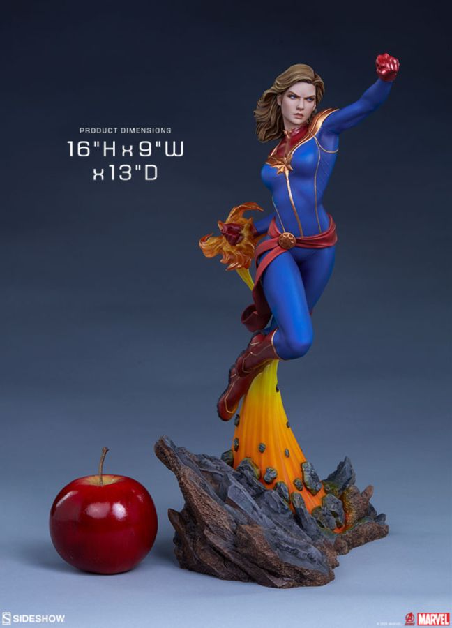 Captain Marvel - Captain Marvel Statue - Ozzie Collectables