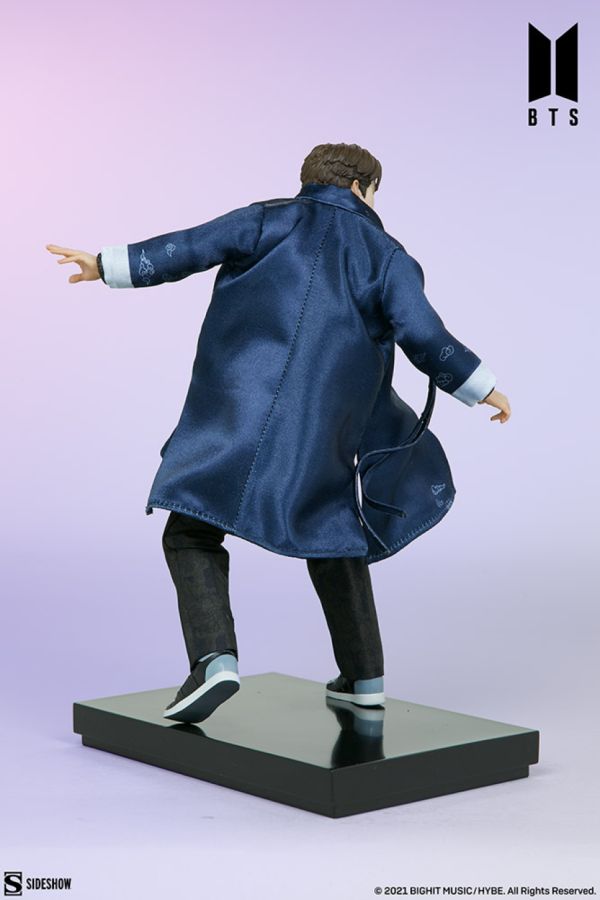 BTS - Jung Kook Deluxe Statue