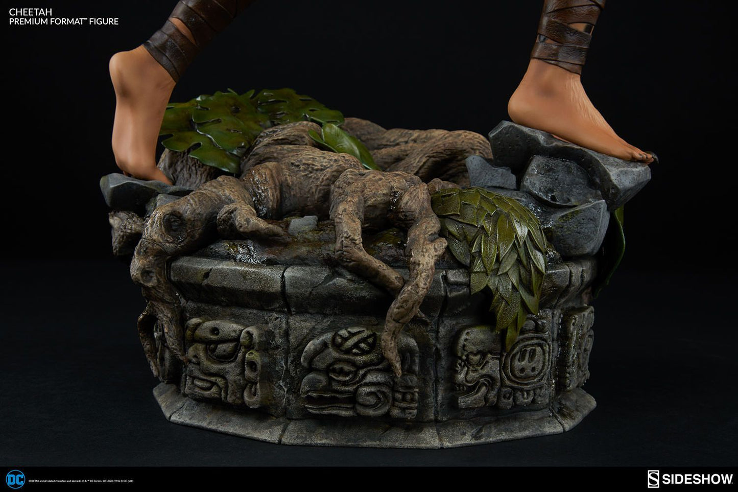 Wonder Woman - Cheetah Premium Format Statue Exclusive - Ozzie Collectables