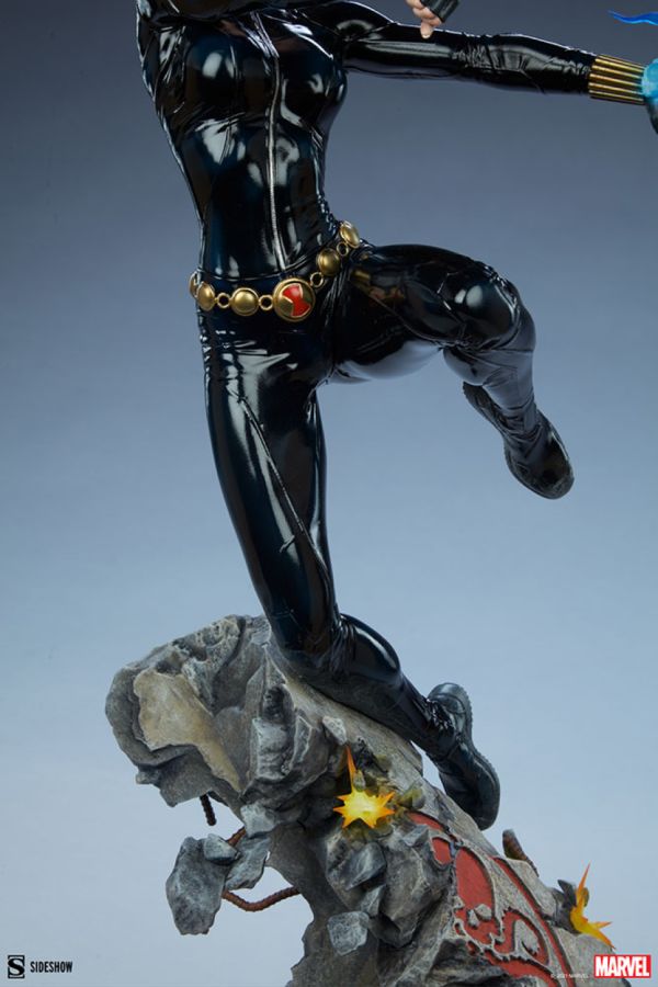 Marvel Comics - Black Widow Premium Format Statue