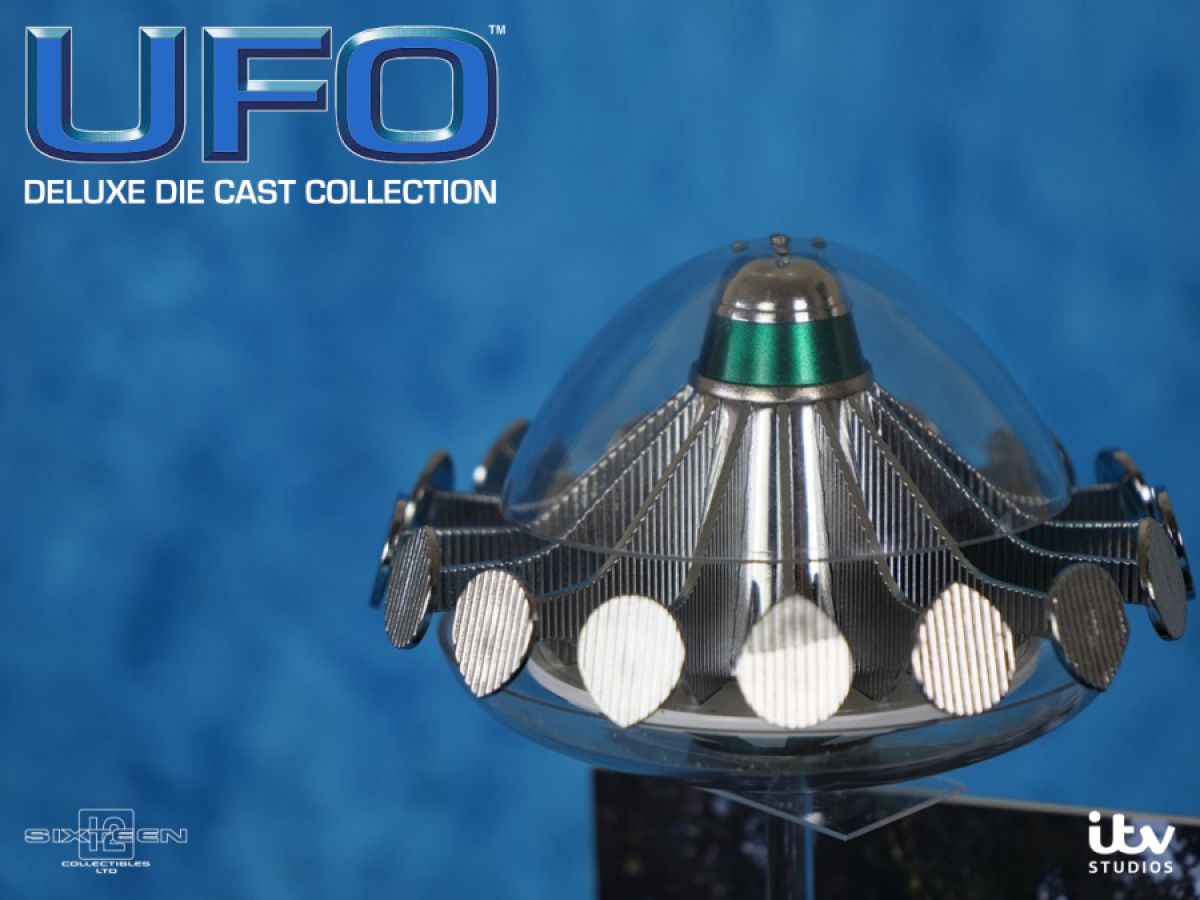 UFO (TV) - SHADO 2 Mobile w/UFO Saucer Diecast