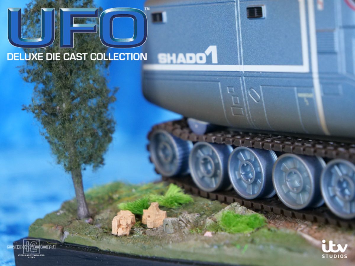 UFO (TV) - SHADO 2 Mobile w/UFO Saucer Diecast