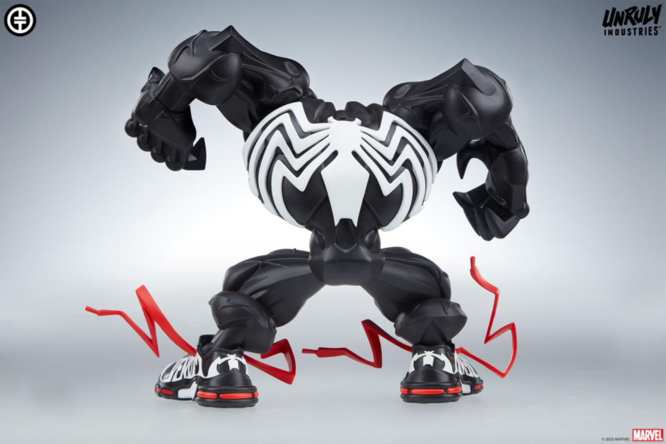 Spider-Man - Venom Designer Statue