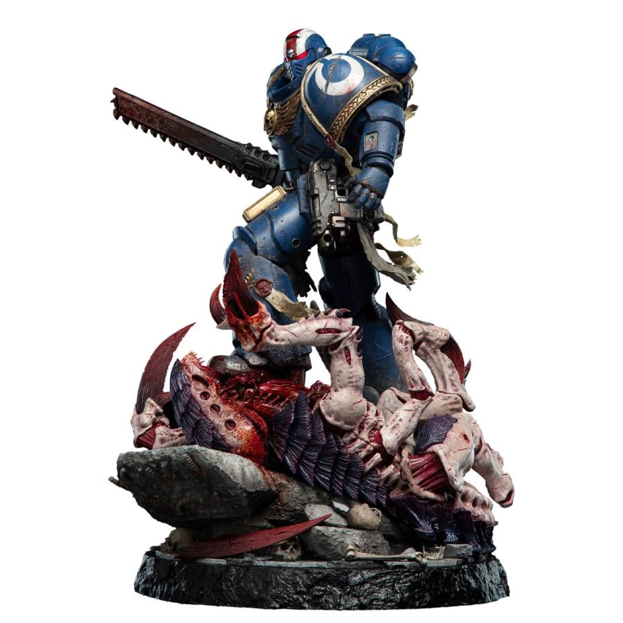 Warhammer 40,000 - Lieutenant Titus Battleline Edition 1:6 Statue