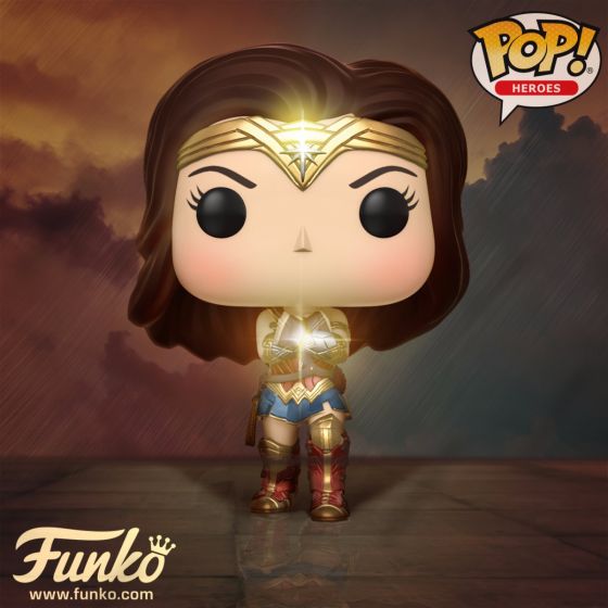 POP! Heroes: Wonder Woman With Gauntlets - Ozzie Collectables