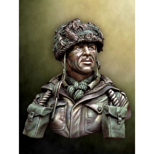 Pegaso Models - British Paratrooper Bust 200mm