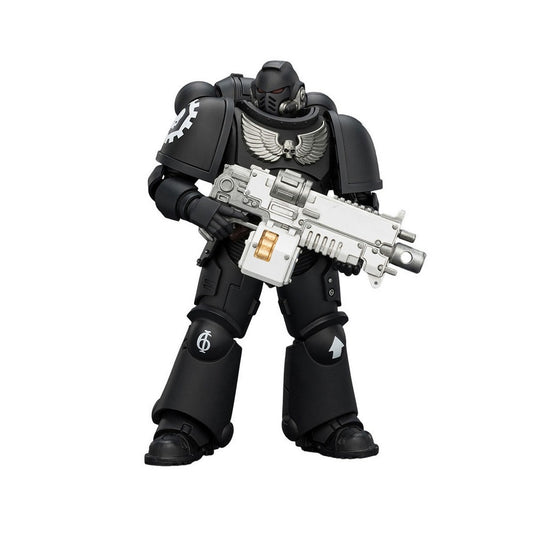 Warhammer Collectibles: 1/8 Scale Iron Hands Intercessor Bolt Rifle Pistol & Chainsword
