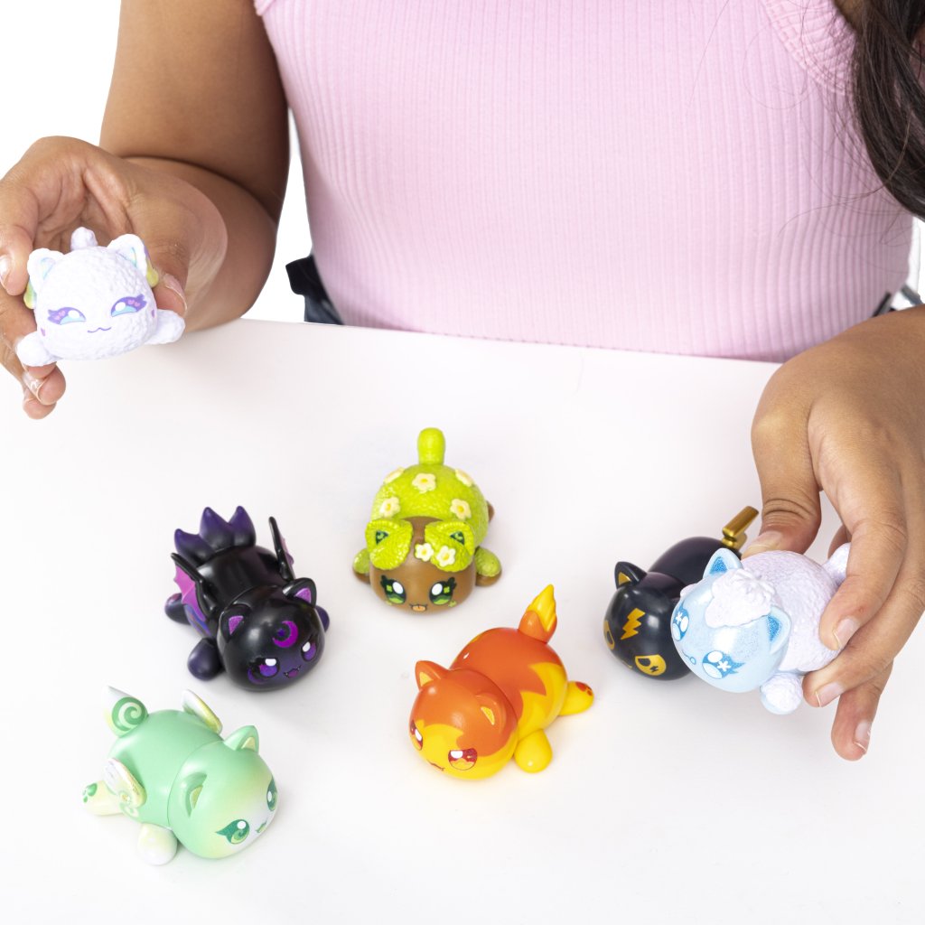 Aphmau Mystery MeeMeows Blind Box Series 7 - Elemental