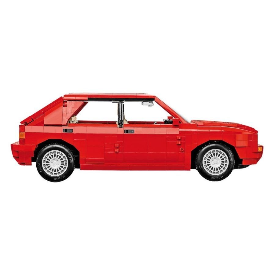 Cobi - Lancia Delta HF Integrale (2068 Piece Kit)