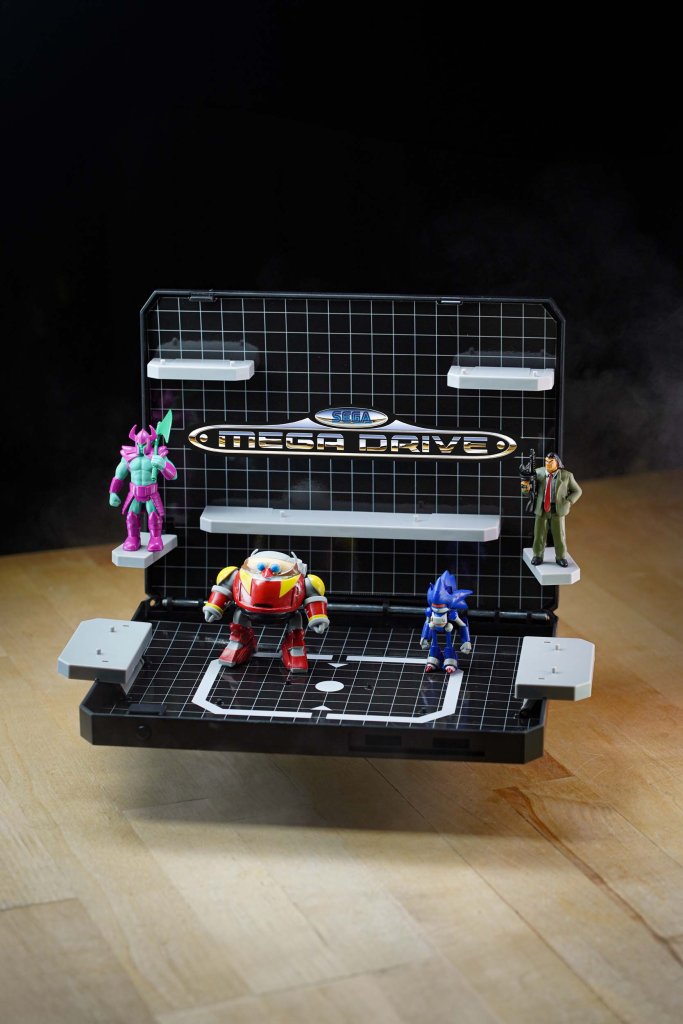 Console Heroes: Sega Mega Drive Display Console – Supervillain Boss Bundle