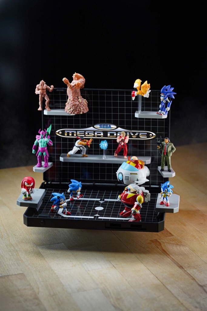 Console Heroes: Sega Mega Drive Display Console – Supervillain Boss Bundle