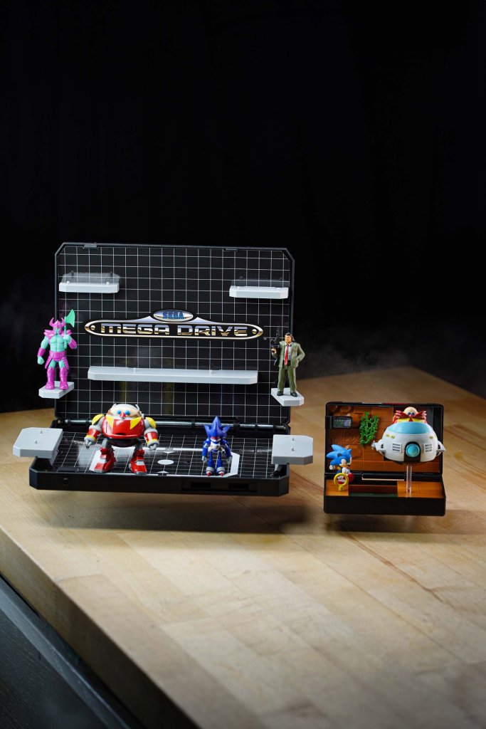 Console Heroes: Sega Mega Drive Display Console – Supervillain Boss Bundle