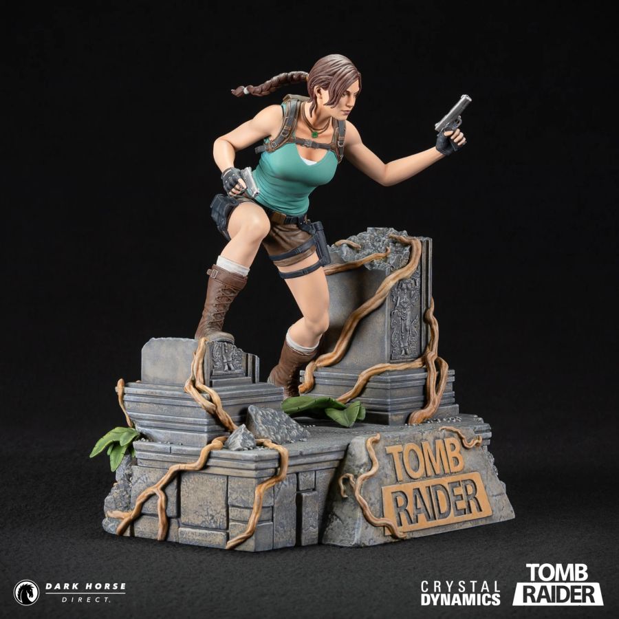 Tomb Raider - Lara Croft PVC Statue