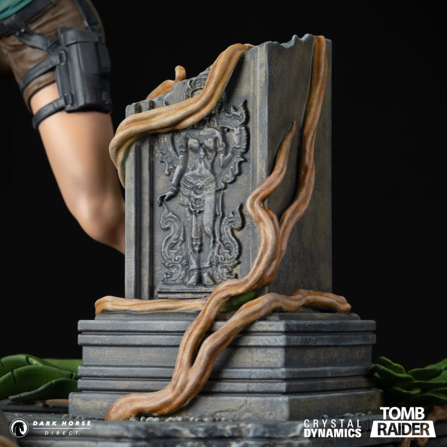 Tomb Raider - Lara Croft PVC Statue