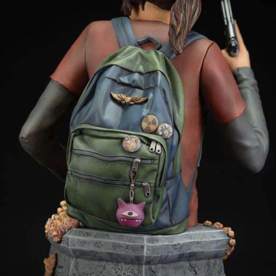 The Last of Us - Ellie with Handgun Bust