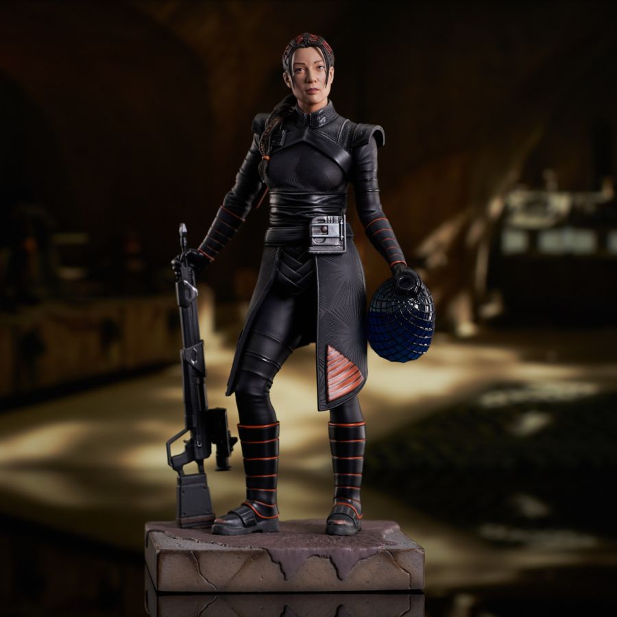 Star Wars: The Mandalorian - Fennec Shand Premier Statue