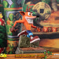 Crash Bandicoot - Crash Running Statue