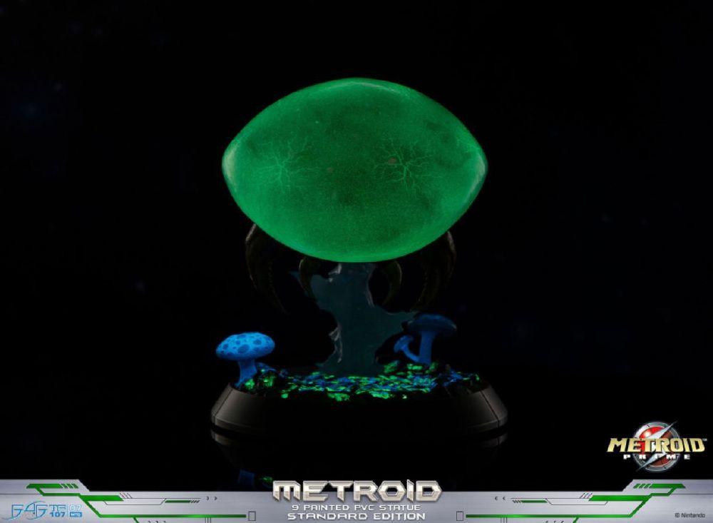 Metroid Prime - Metroid 9" PVC Statue