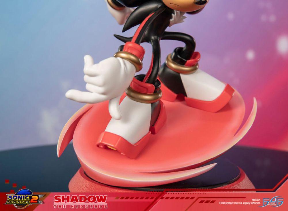 Sonic: Sonic Adventure 2 - Shadow the Hedgehog Resin Figure