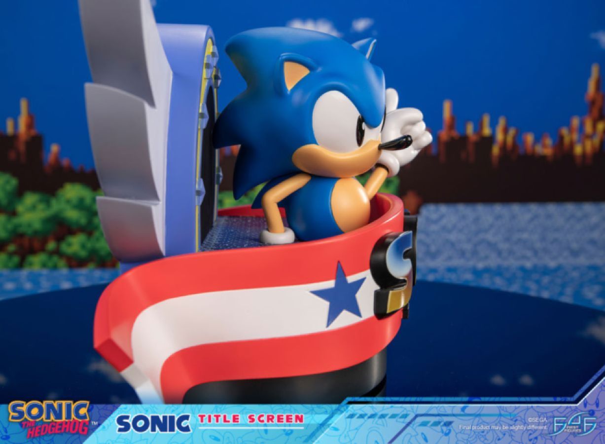 Sonic - Sonic The Hedgehog Title Screen Statue