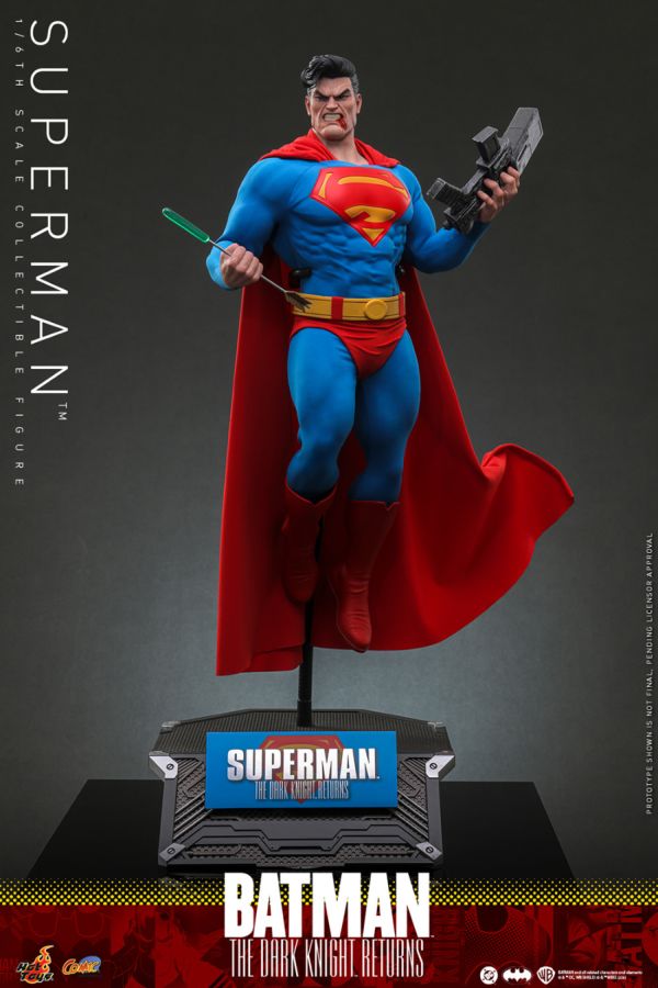 Batman: The Dark Knight Returns - Superman 1:6 Scale Collectable Action Figure