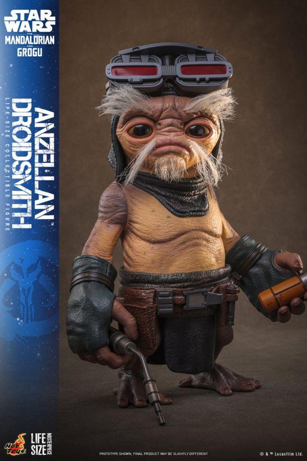 The Mandalorian & Grogu (2026) - Anzellan Droidsmith 1:1 Scale Collectible Action Figure