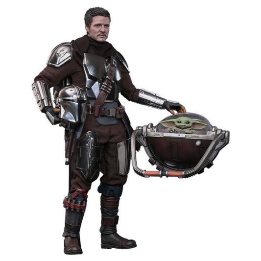 Star Wars: The Mandalorian & Grogu - The Mandalorian with Grogu 1:6 Scale Deluxe Figure