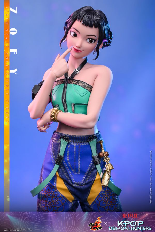 KPop Demon Hunters - Zoey 1:6 Scale Collectible Action Figure