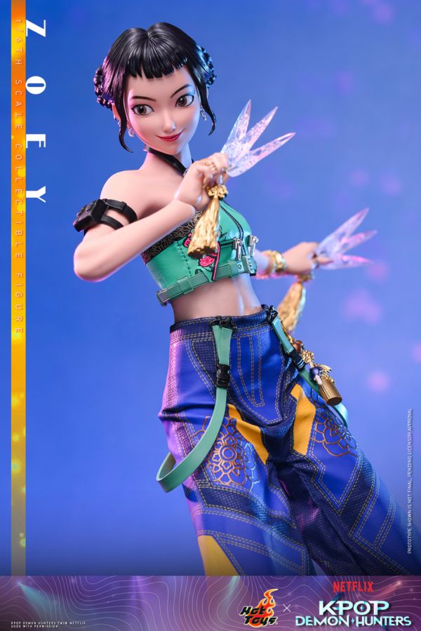 KPop Demon Hunters - Zoey 1:6 Scale Collectible Action Figure
