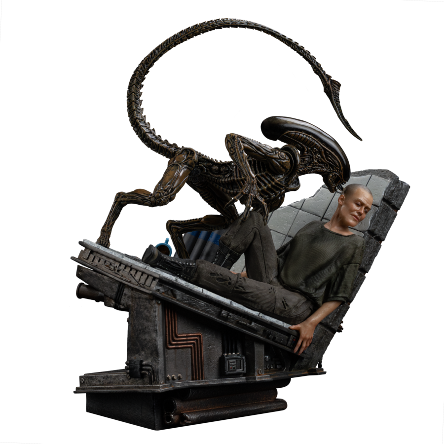 Alien 3 - Ripley & Dog Alien 1:10 Scale Statue