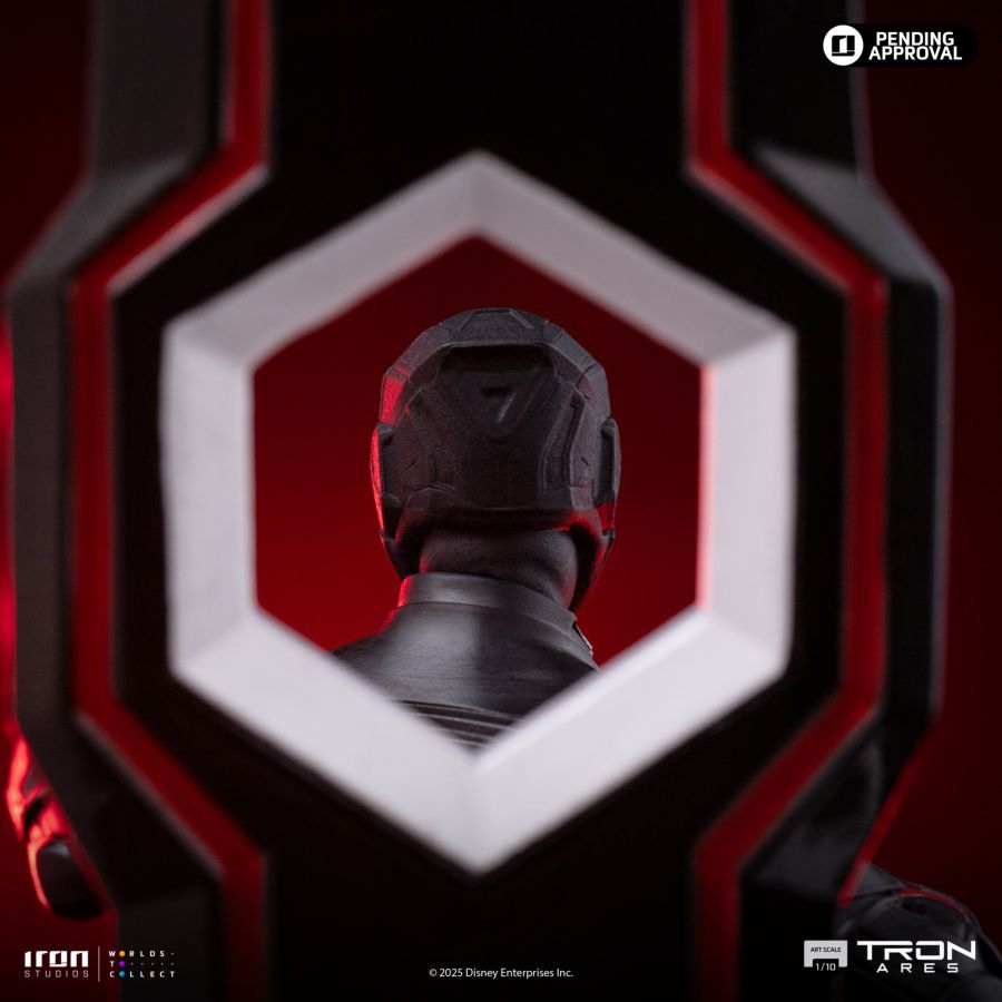Tron - Ares 1:10 Scale Statue