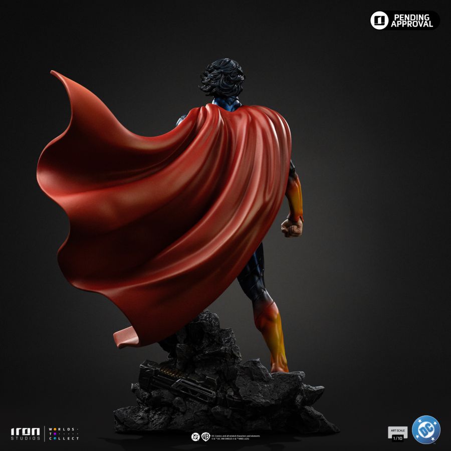 DC Comics - Superman Absolute 1:10 Scale Statue