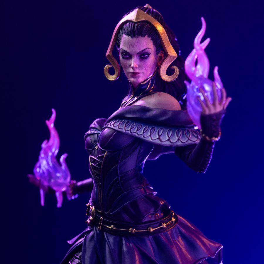 Magic: The Gathering - Liliana Vess Deluxe Art 1:10 Scale Statue