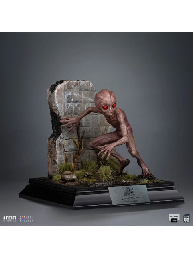 I Want To Believe - Et Varginha 1:10 Scale Statue