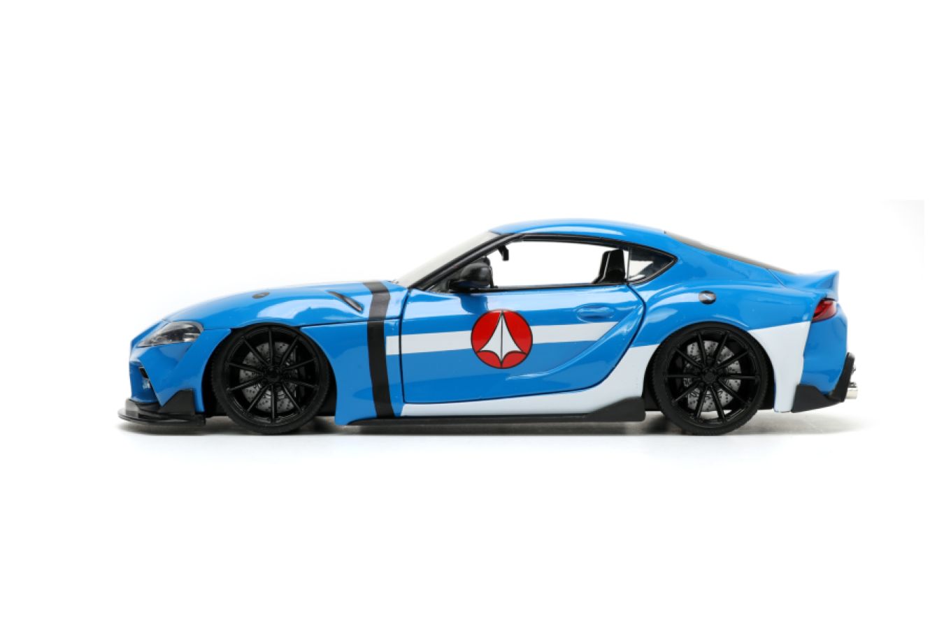 Robotech - 2020 Toyota Supra with Max 1:24 Scale Set