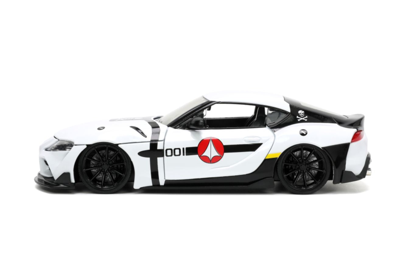 Robotech - Roy Focker & 2020 Toyota Supra 1:24 Scale