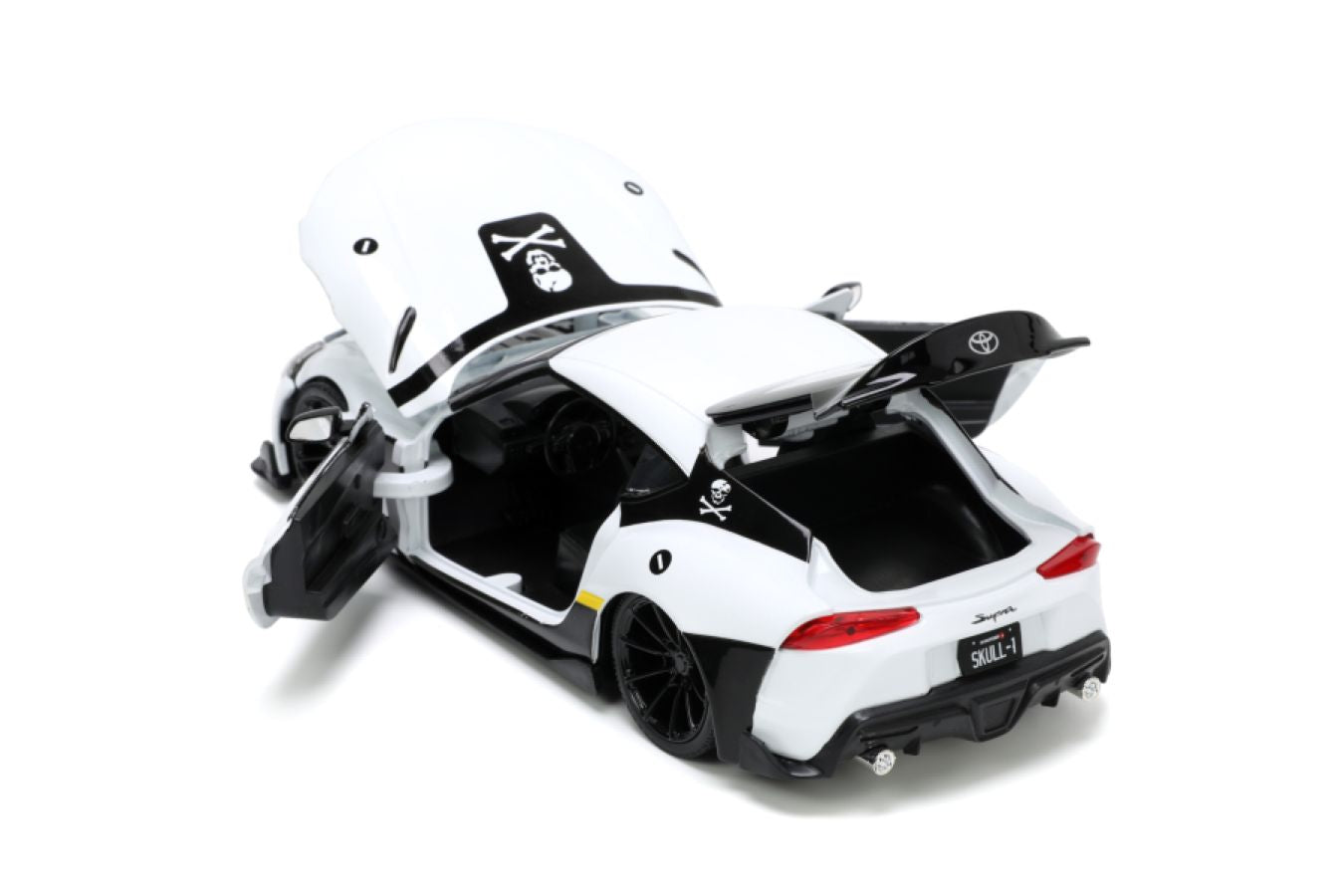 Robotech - Roy Focker & 2020 Toyota Supra 1:24 Scale