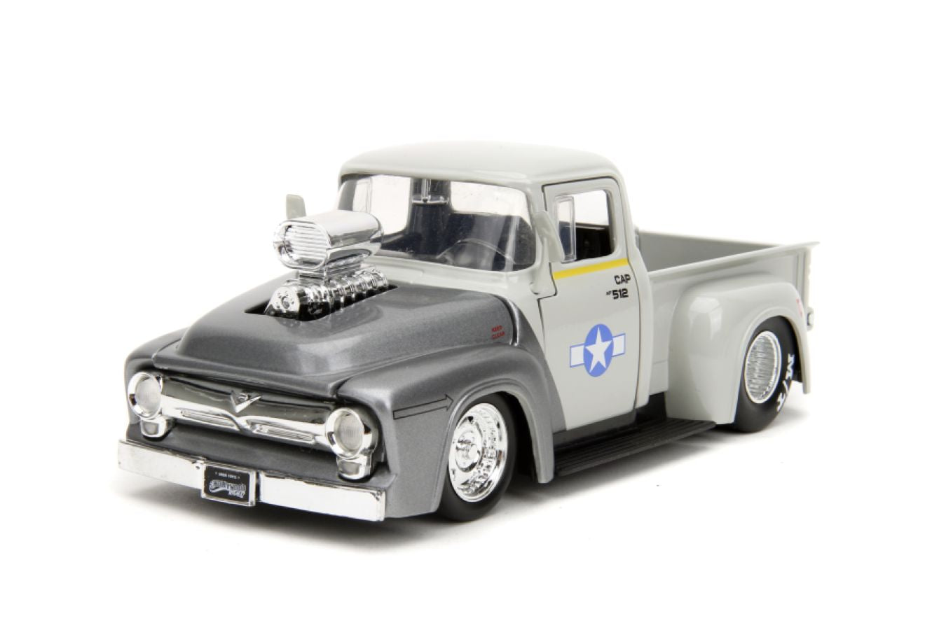 Street Fighter - Ford F-100 (1956) 1:24 with Guile Figure Hollywood Rides Diecast Vehicle