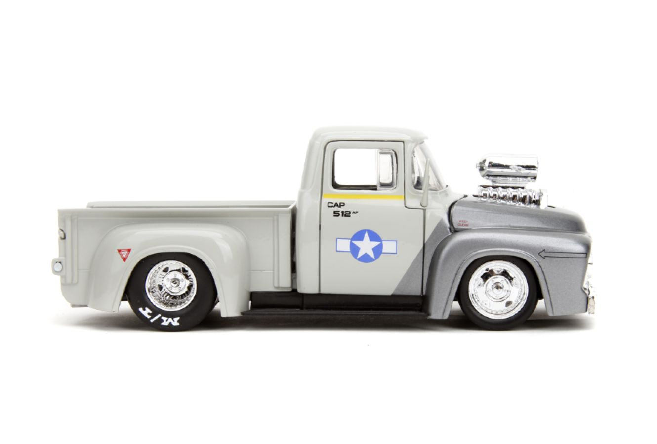 Street Fighter - Ford F-100 (1956) 1:24 with Guile Figure Hollywood Rides Diecast Vehicle