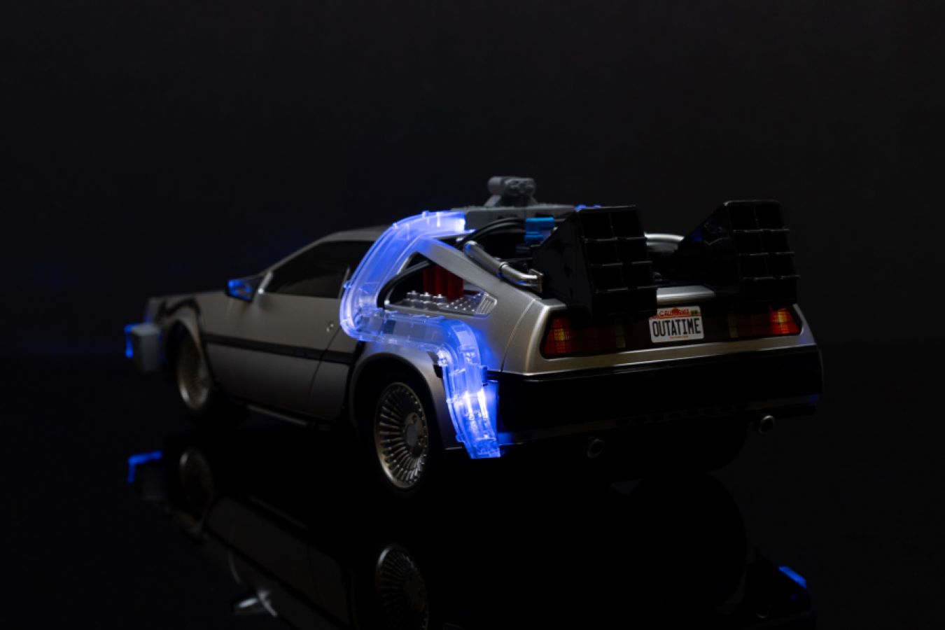 Back to the Future - Time Machine Remote Control 1:16 Scale Vehicle (with Light Up Function)