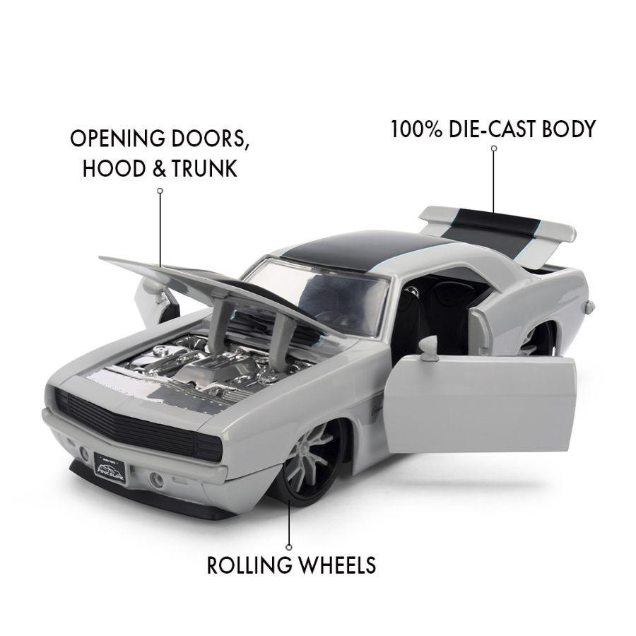 Pink Slips - 1:24 1969 Camaro (White) Diecast Vehicle