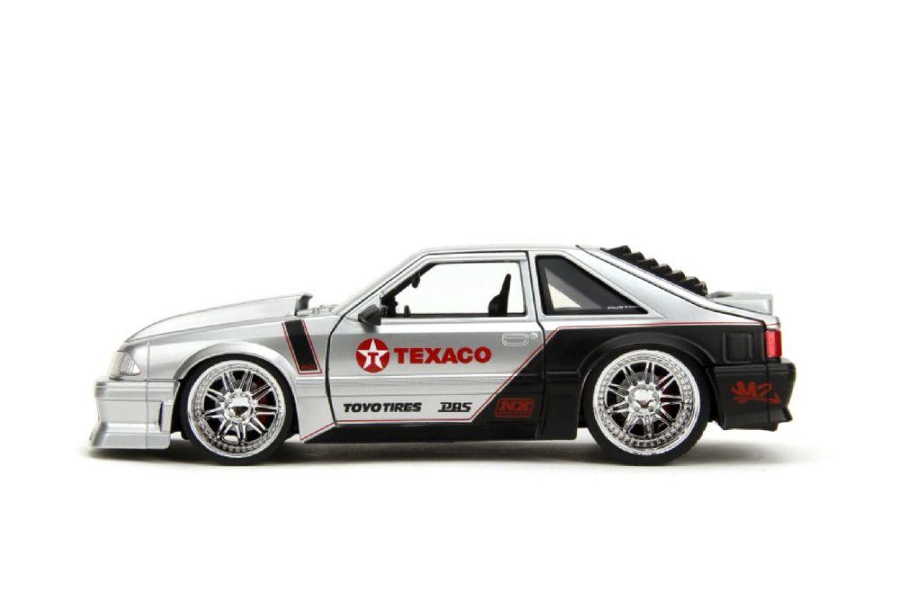 Big Time Muscle - 1989 Ford Mustang GT 1:24 Scale Diecast Vehicle