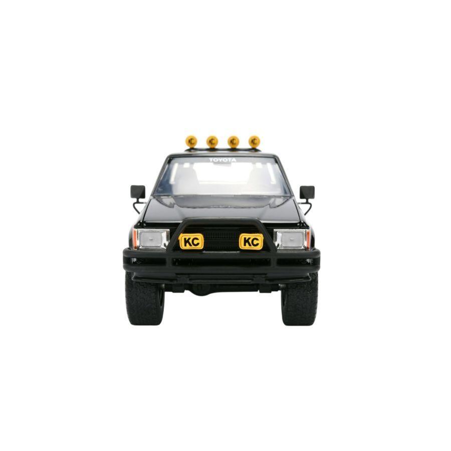 Back to the Future - 1:24 1985 Toyota SR5 Pickup Truck with Marty's Skateboard Diecast Vehicle