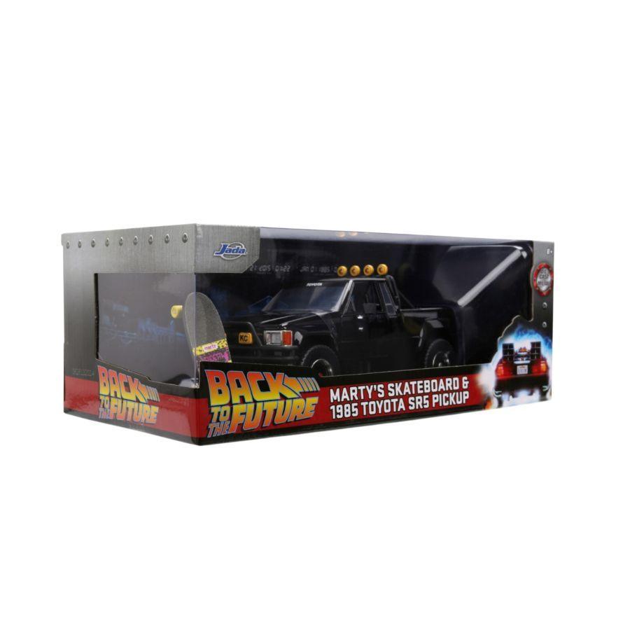 Back to the Future - 1:24 1985 Toyota SR5 Pickup Truck with Marty's Skateboard Diecast Vehicle