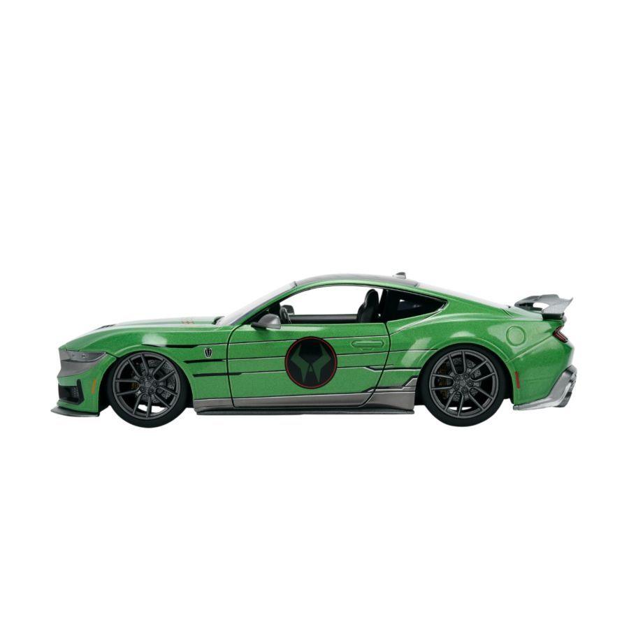 Marvel - 1:24 Doctor Doom Figure with 2024 Ford Mustang Dark Horse Diecast Vehicle